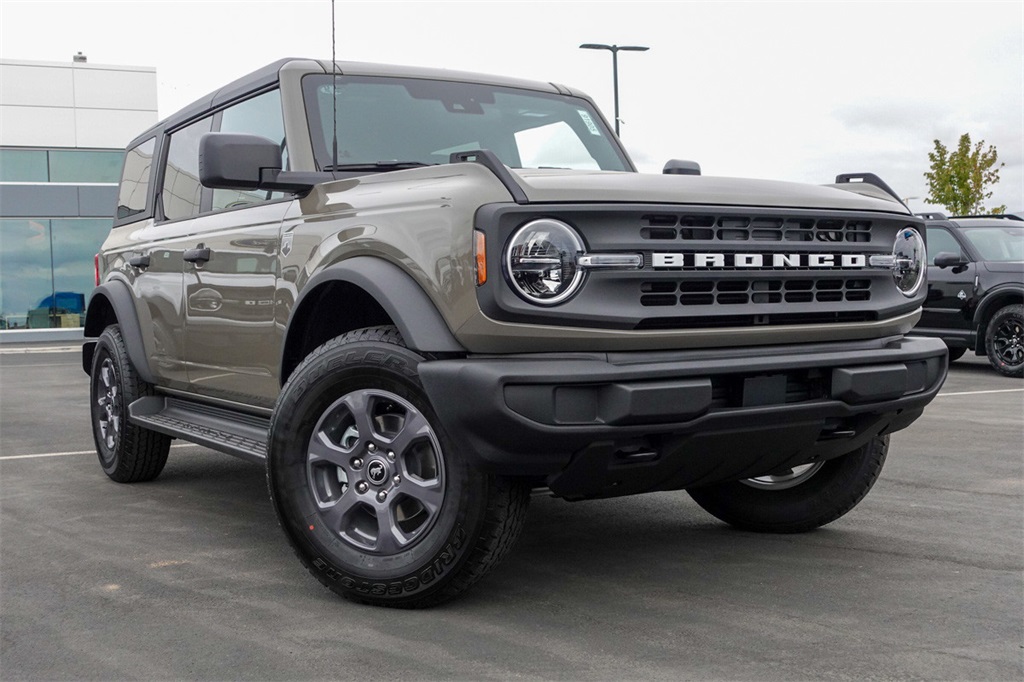 2025 Ford Bronco Sport Outer Banks's photo
