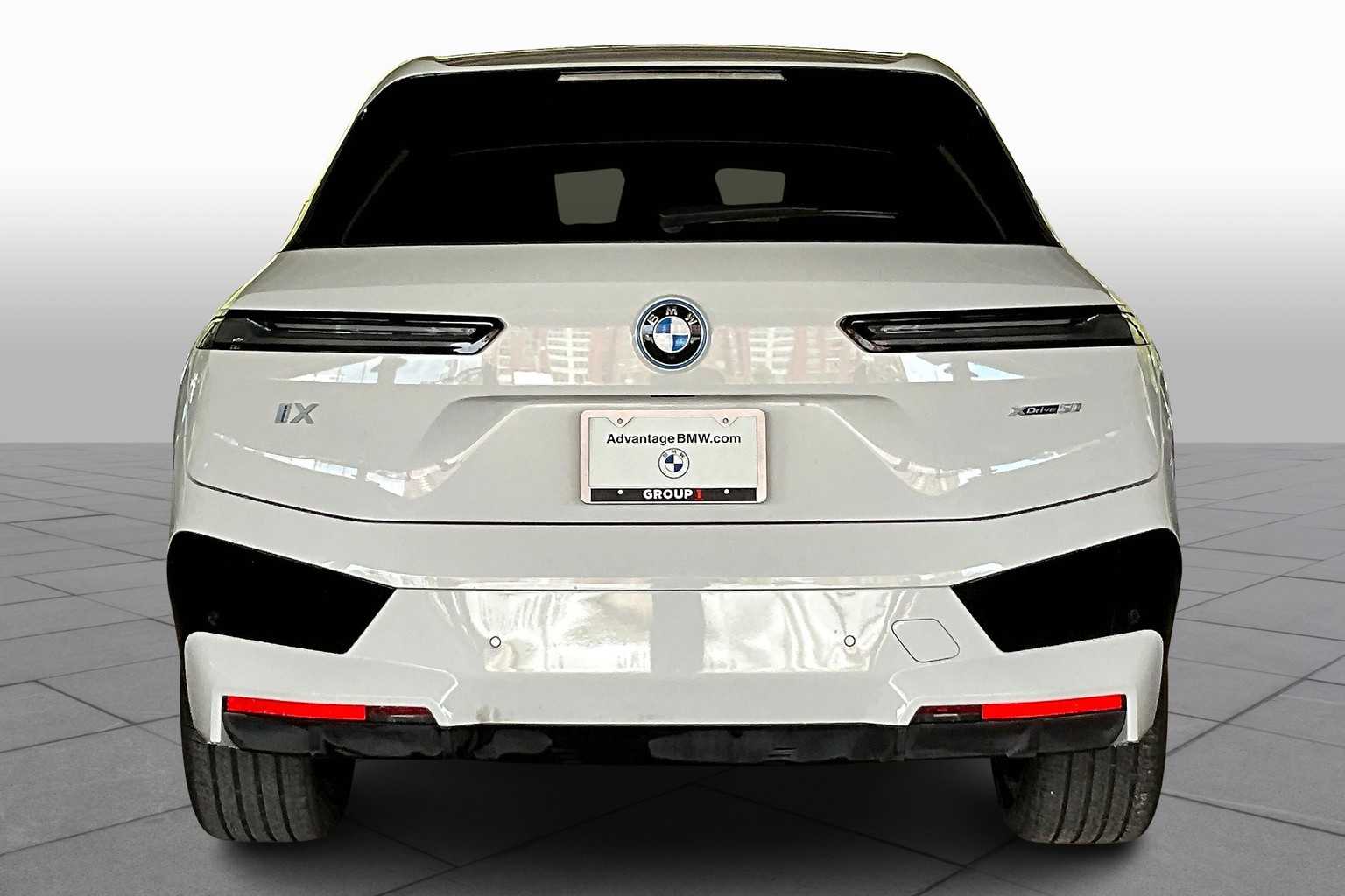 2024 Bmw iX photo 3