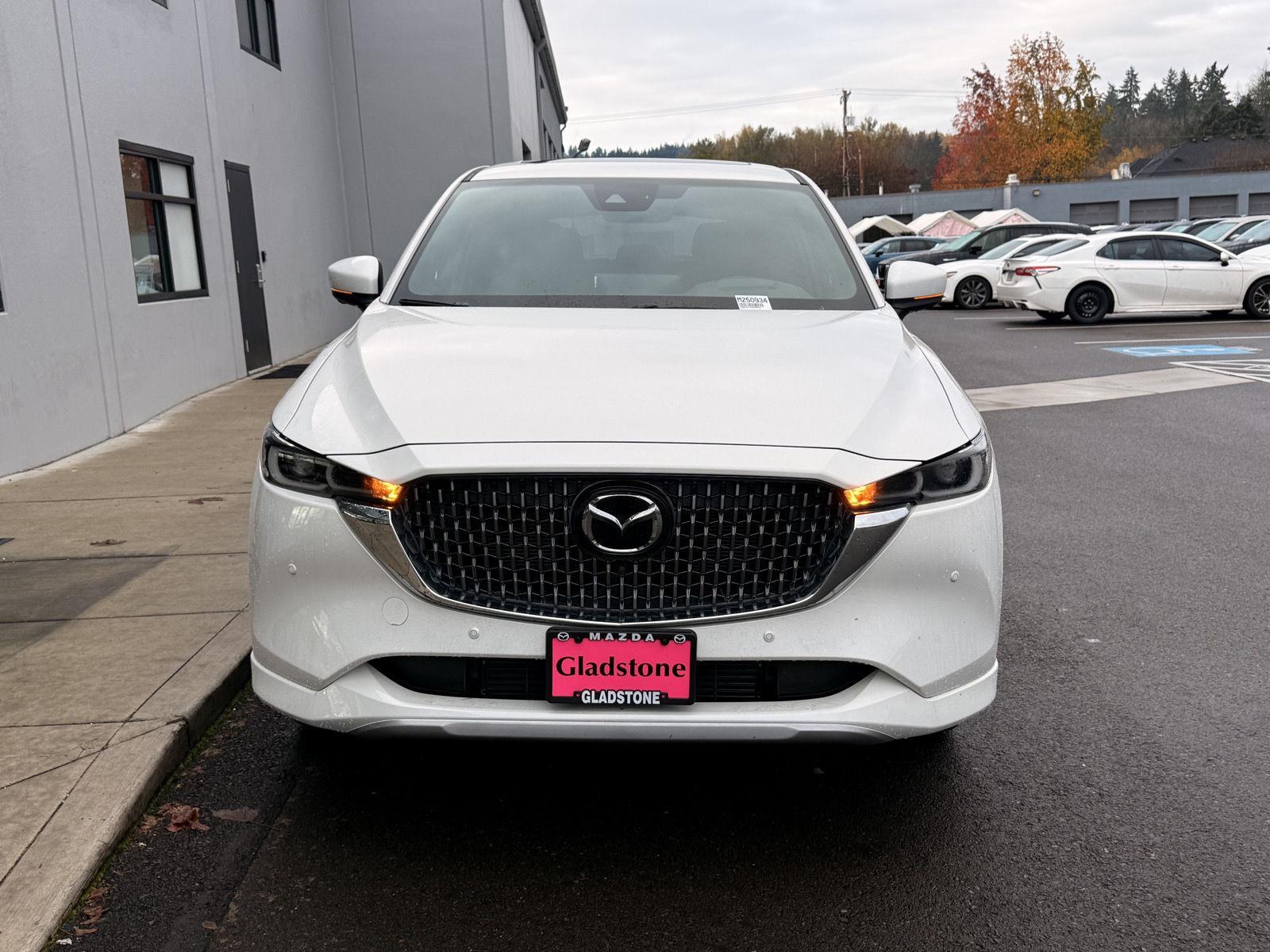 2025 Mazda CX-5 2.5 Turbo Signature photo 3