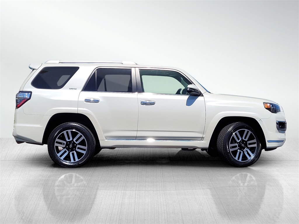 2023 Toyota 4Runner Limited photo 3