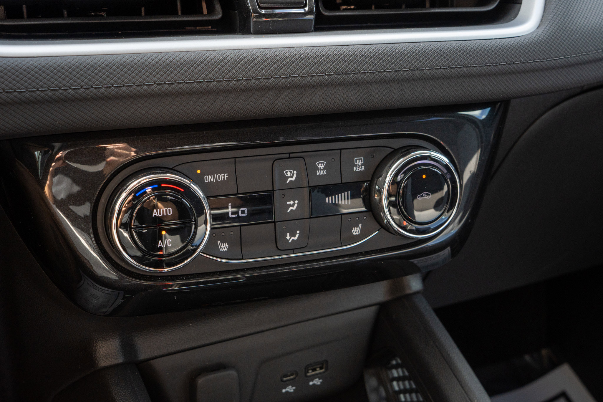 2024 Chevrolet Trailblazer LT photo 14