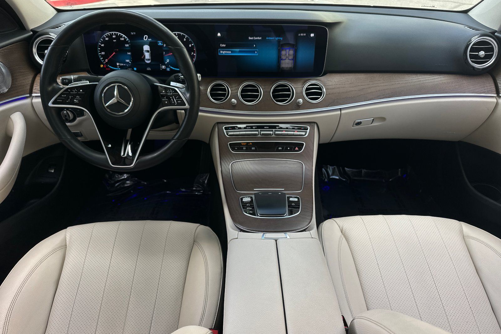 2021 Mercedes Benz E 350 4MATIC photo 4