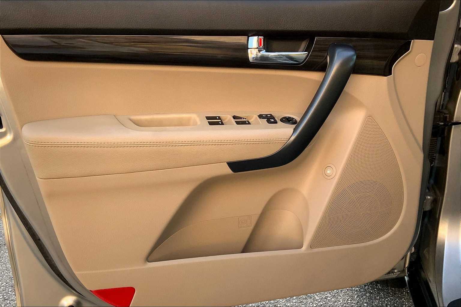 2013 Kia Sorento LX photo 20