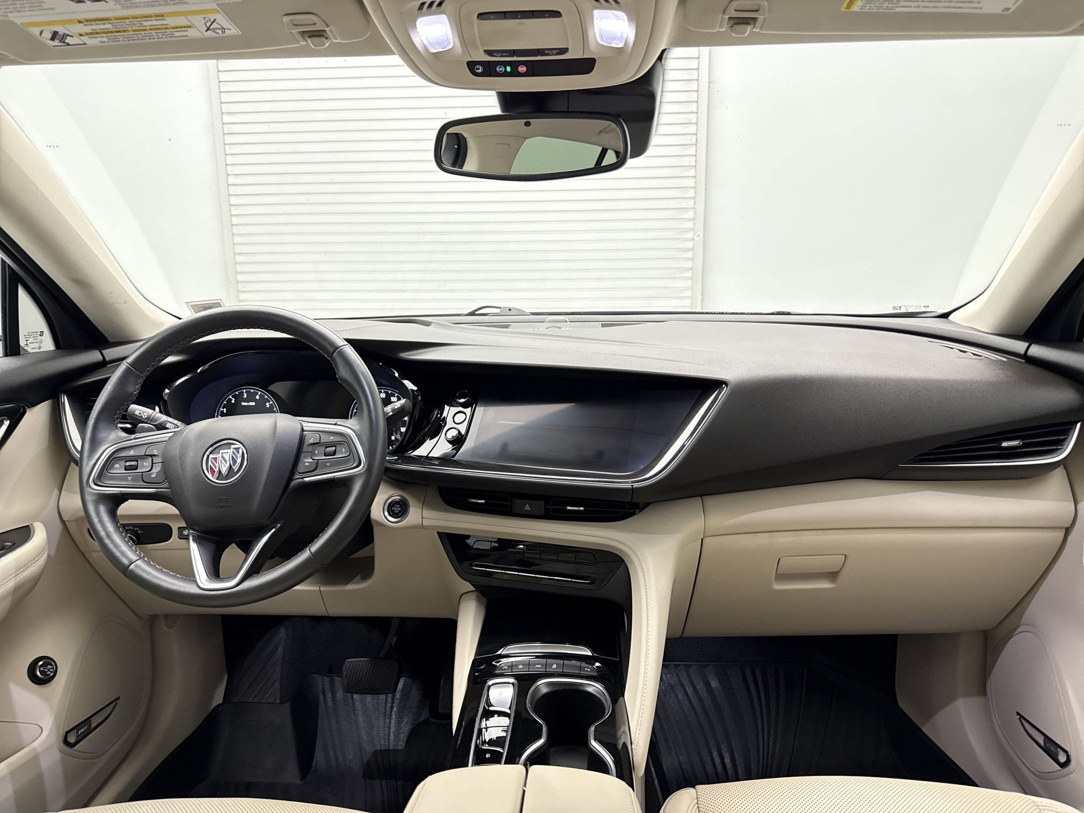 2022 Buick Envision Essence photo 4