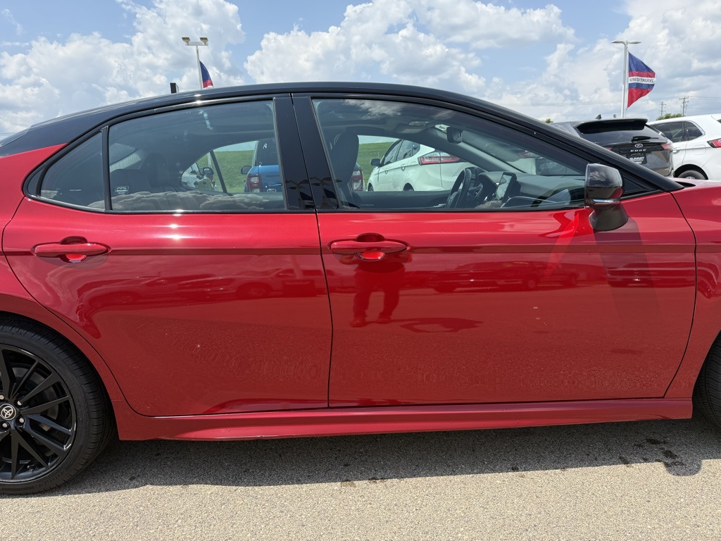 2021 Toyota Camry XSE photo 28
