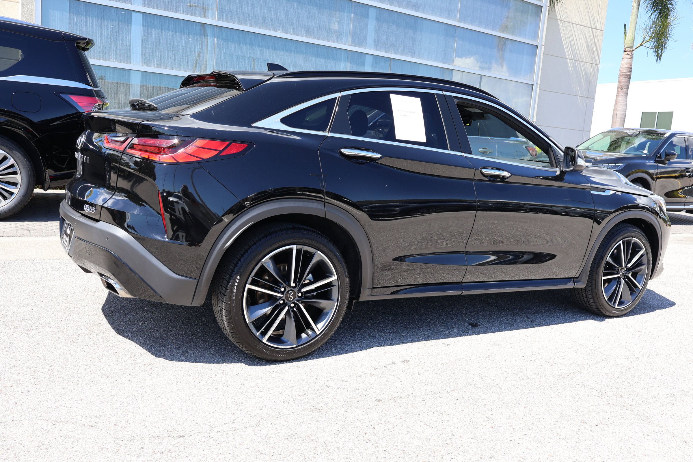 2024 Infiniti QX55 Luxe photo 9