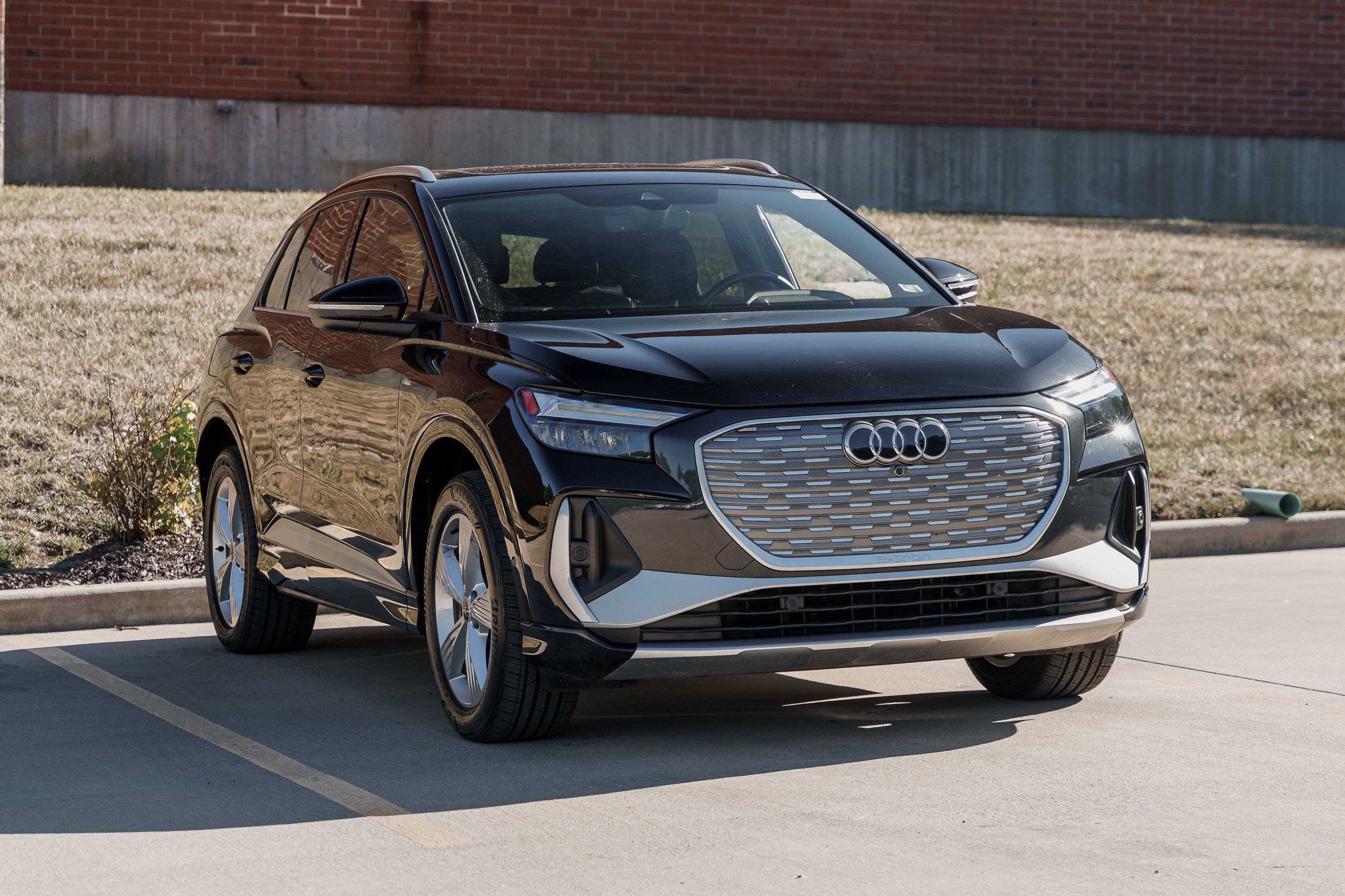 Used 2024 Audi Q4 e-tron Premium Plus with VIN WA1L2BFZ4RP029640 for sale in Kirkwood, MO