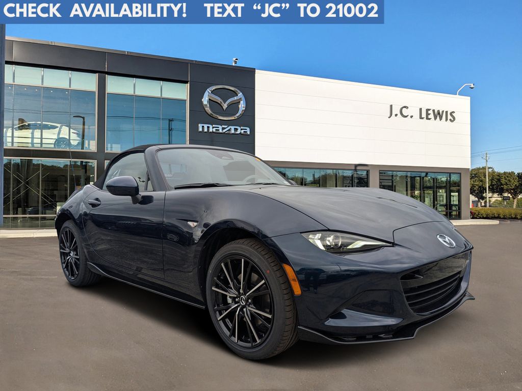 2025 Mazda MX-5 Miata Grand Touring's photo