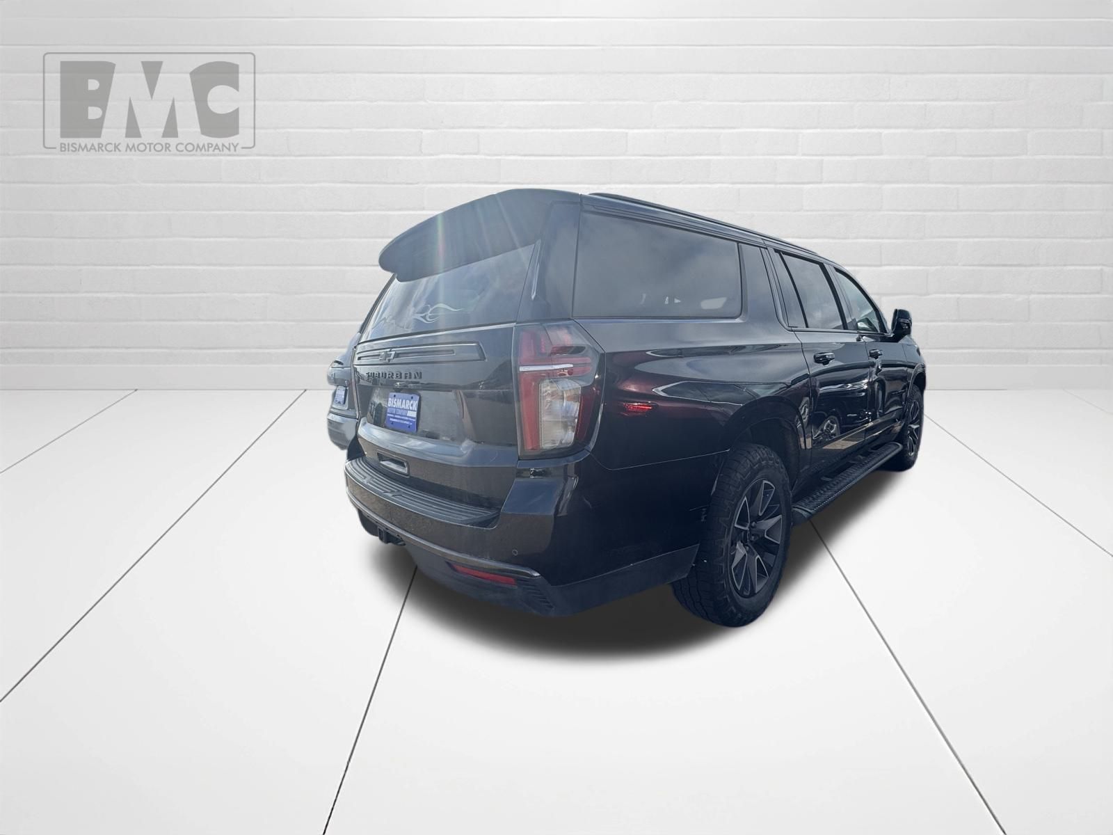 2021 Chevrolet Suburban Z71 photo 3
