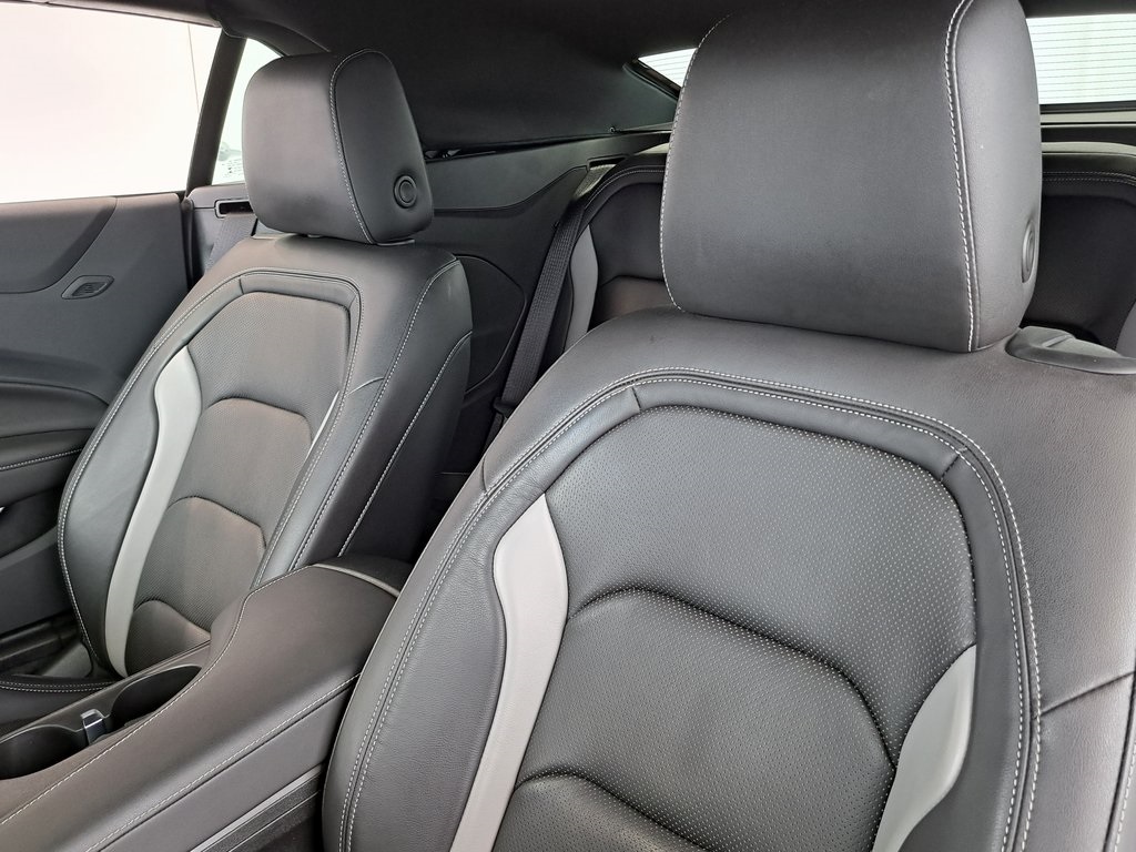 2023 Chevrolet Camaro 2LT photo 23