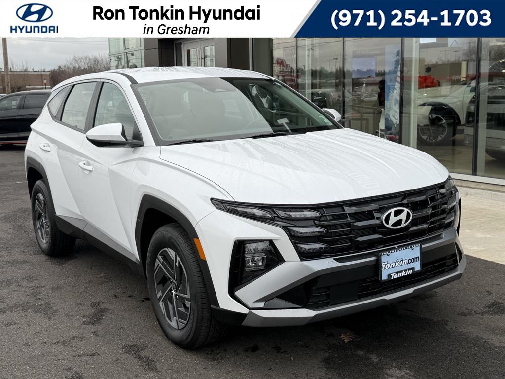 2026 Hyundai Tucson Blue SE's photo