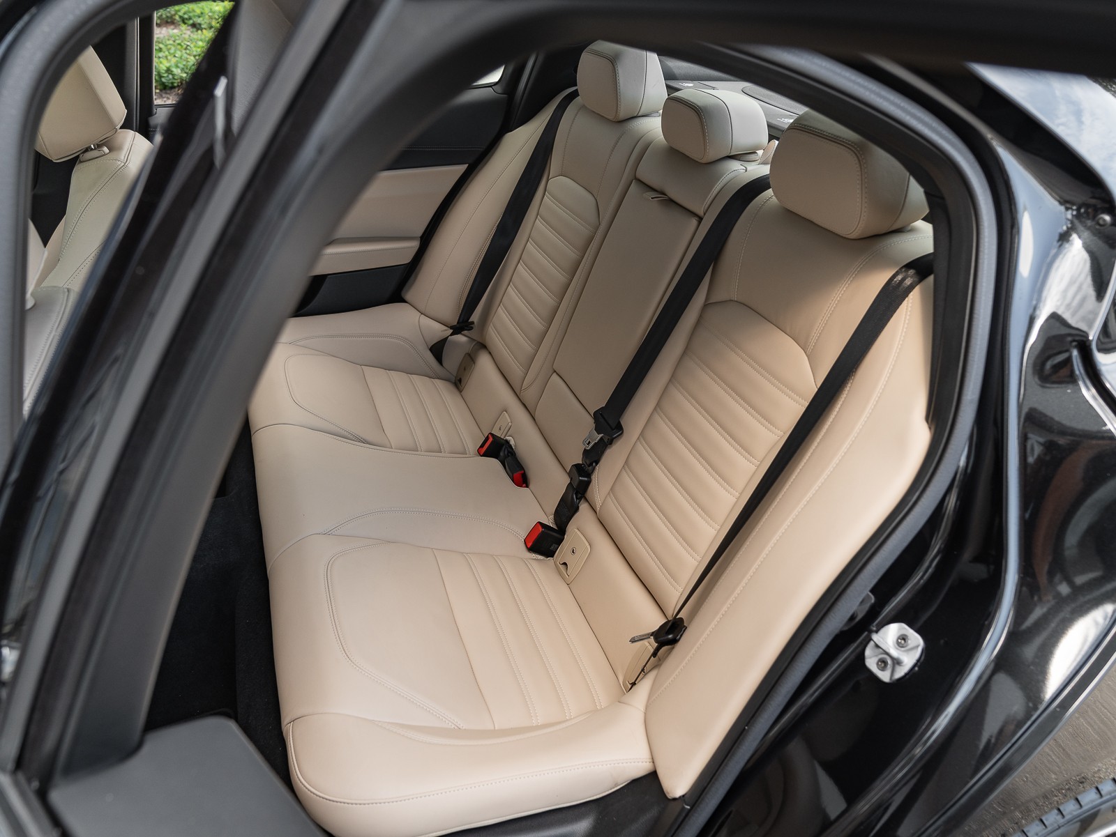 2023 Alfa Romeo Giulia Ti photo 15