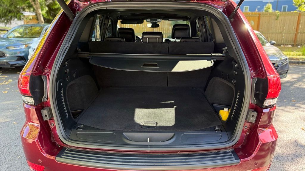 2020 Jeep Grand Cherokee Altitude photo 10