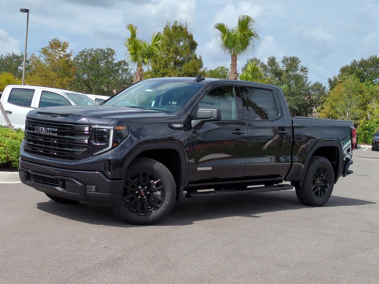 2026 GMC Sierra 1500 Elevation's photo