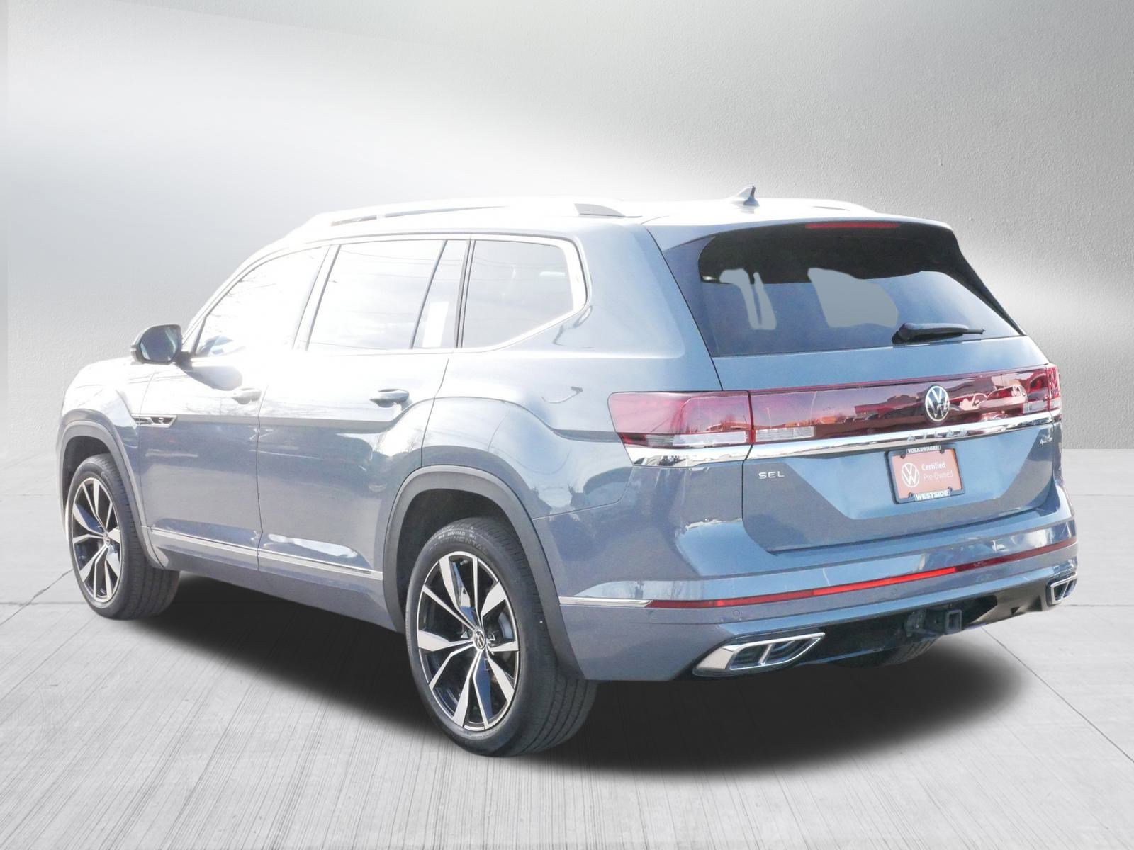 2025 Volkswagen Atlas SEL Premium R-Line photo 3