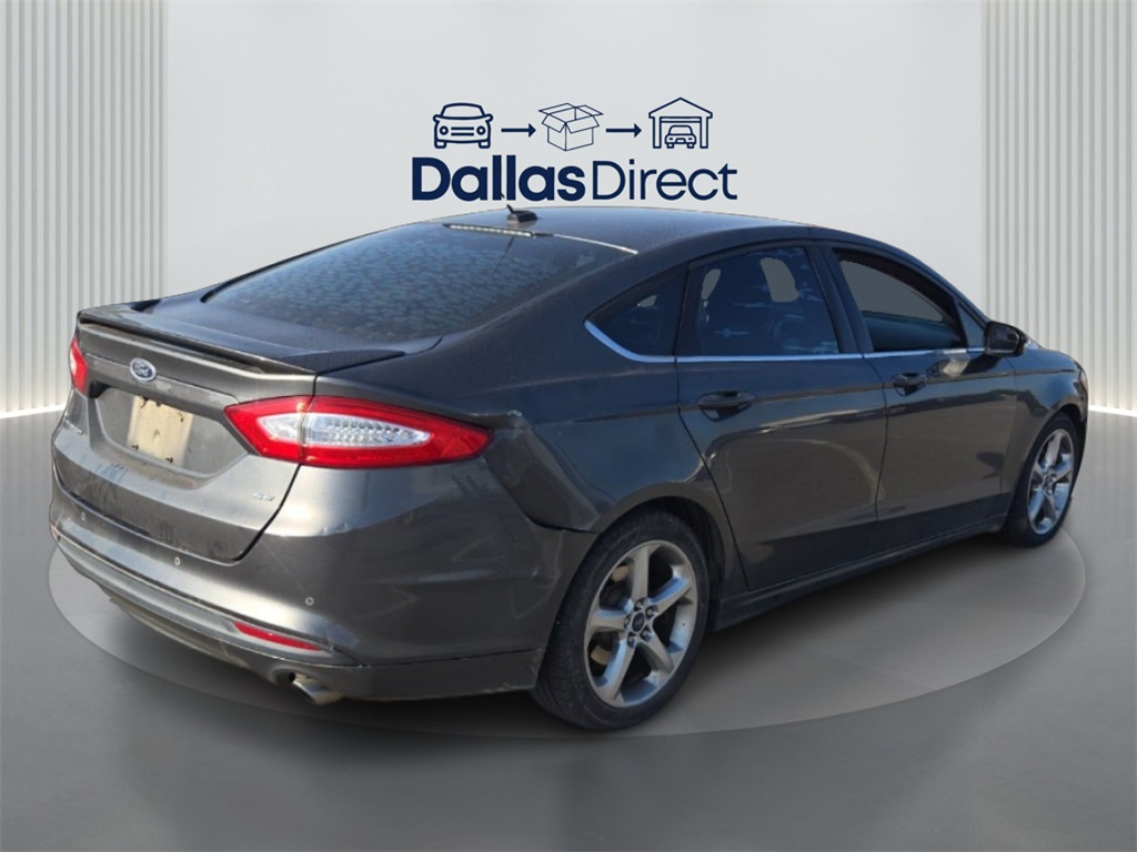 2015 Ford Fusion SE photo 4