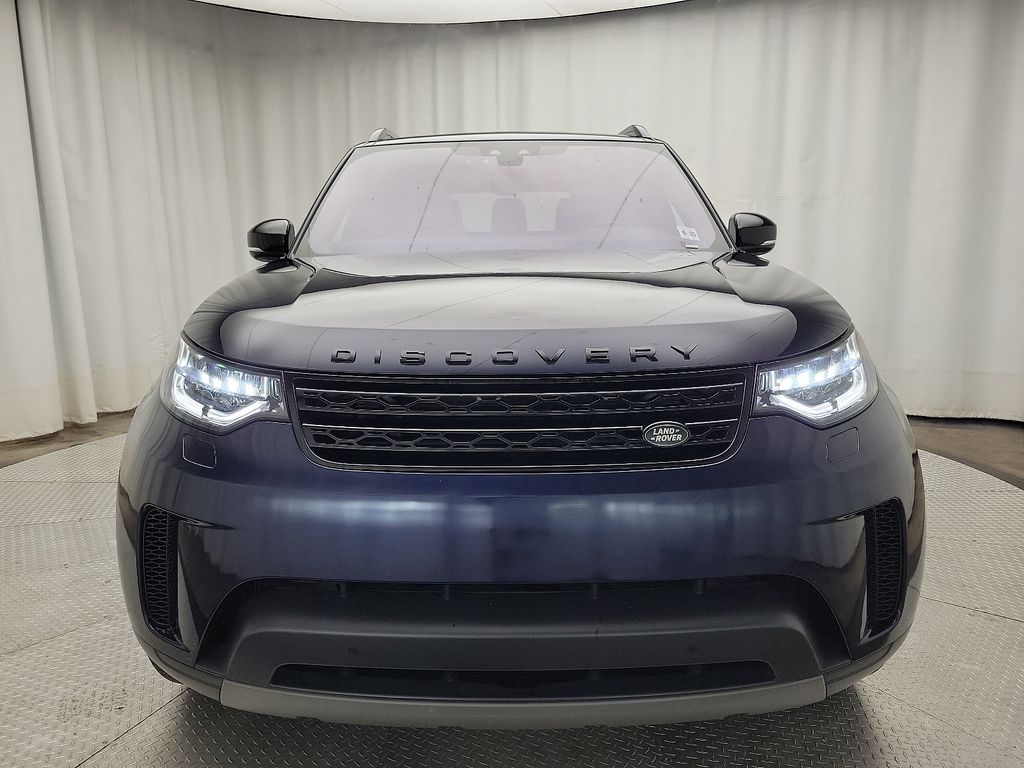 2020 Land Rover Discovery HSE photo 2