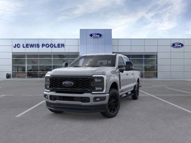 2025 Ford F-250 Lariat photo 2