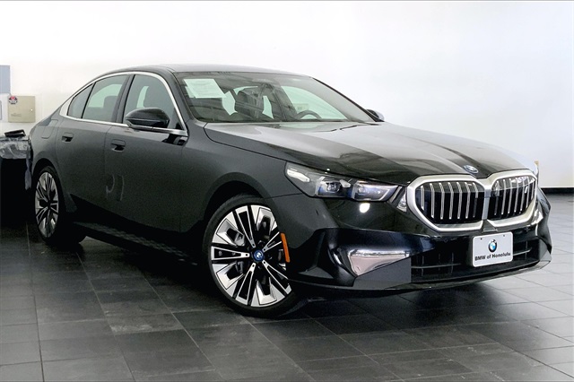 Used 2024 BMW i5 Base with VIN WBY33FK03RCR64154 for sale in Honolulu, HI