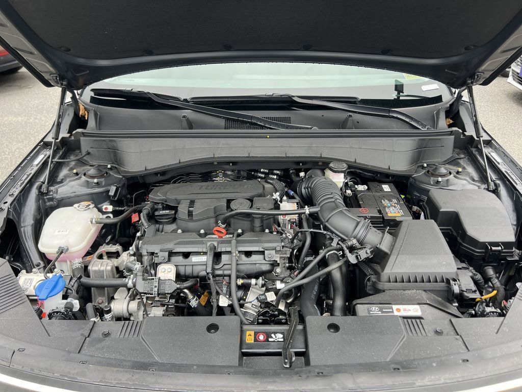 2024 Hyundai Kona Limited's photo