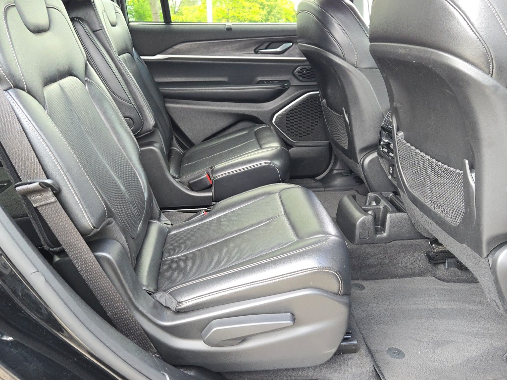 2022 Jeep Grand Cherokee Limited photo 10