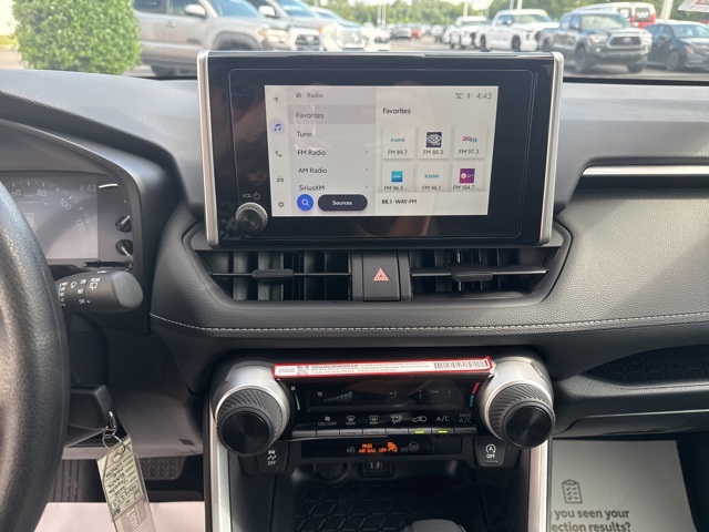 2025 Toyota RAV4 LE photo 18