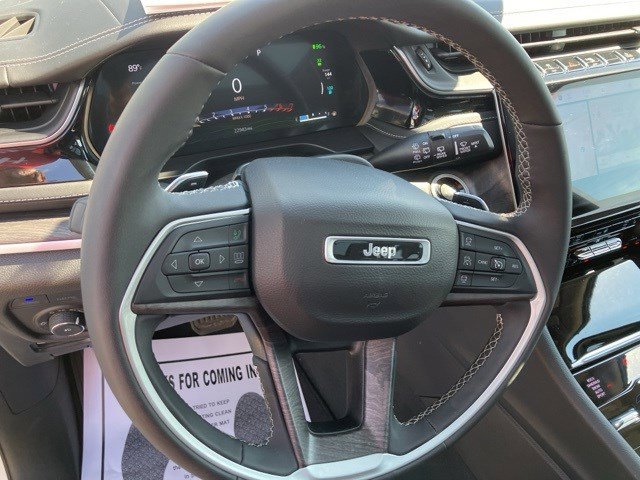 2023 Jeep Cherokee 4xe photo 14