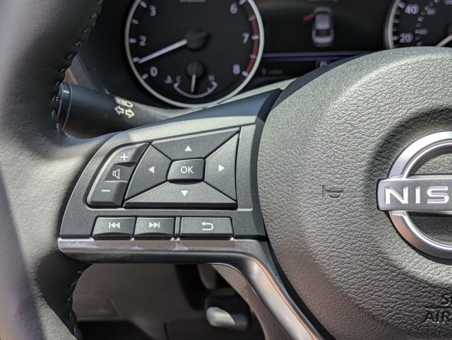 2025 Nissan Sentra SV photo 15