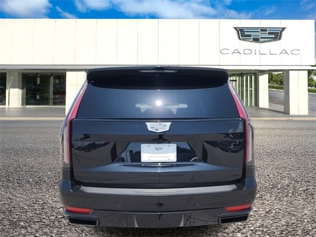 2023 Cadillac Escalade Sport photo 2