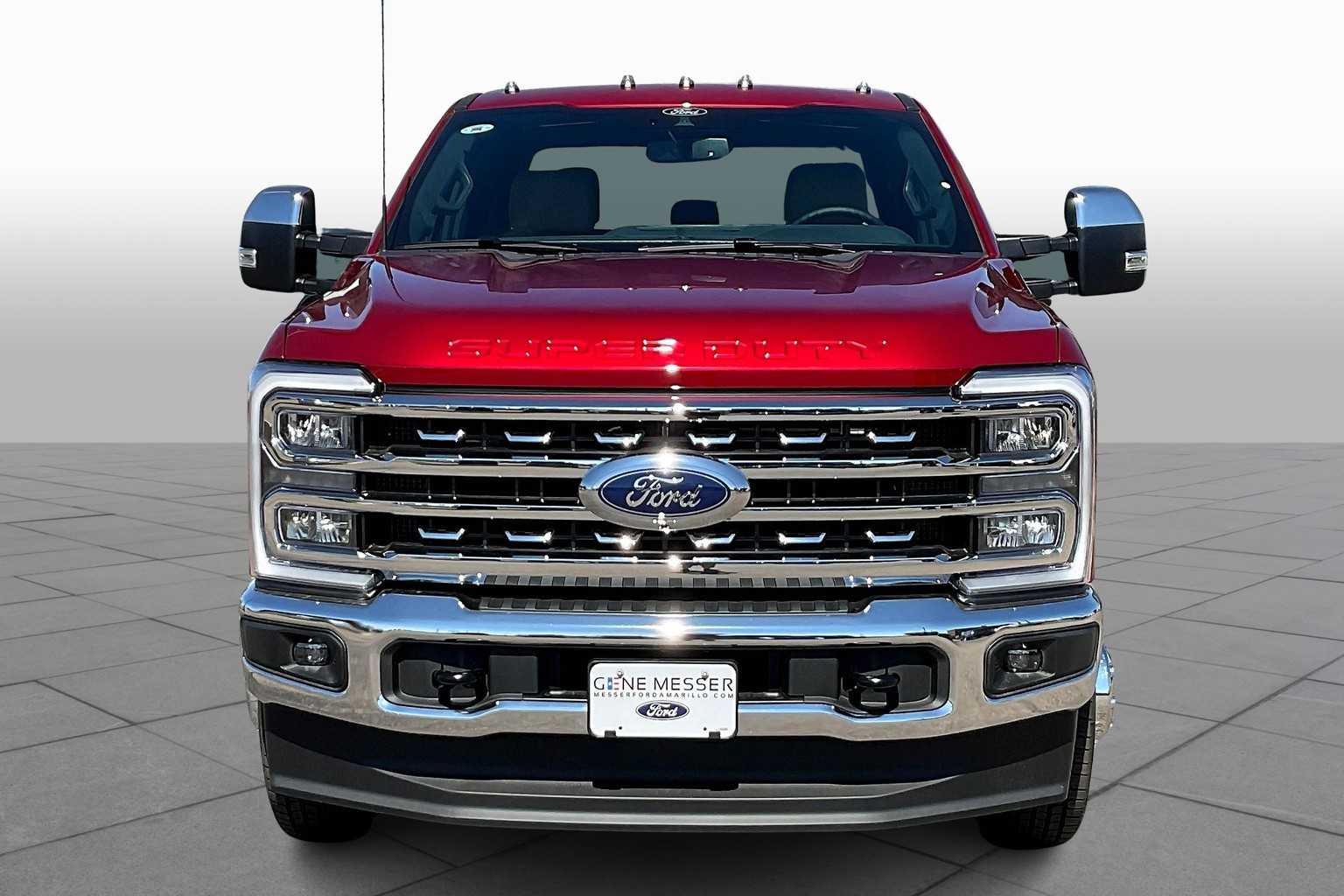 2026 Ford F-350 Lariat photo 3