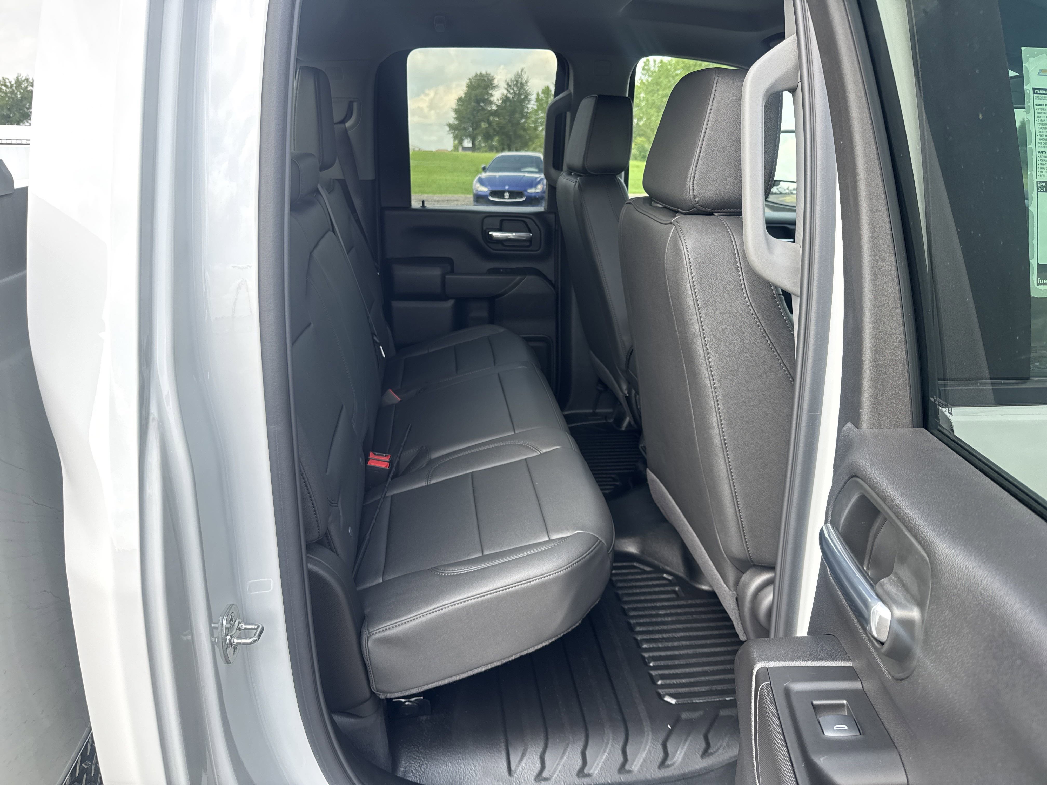 2025 Chevrolet Silverado 2500HD photo 6