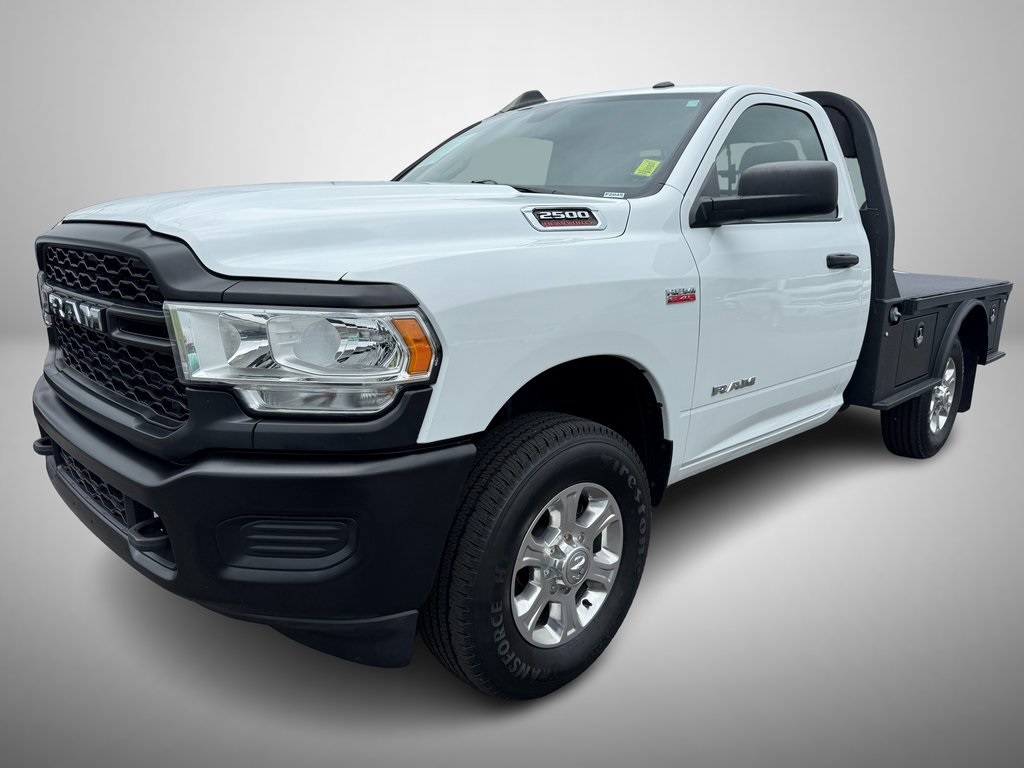 2022 Ram 2500 Tradesman photo 2