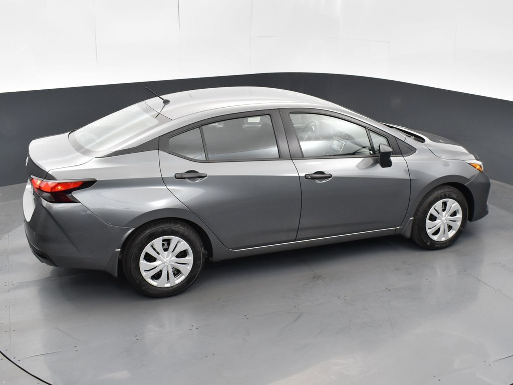 2025 Nissan Versa 1.6 S photo 45