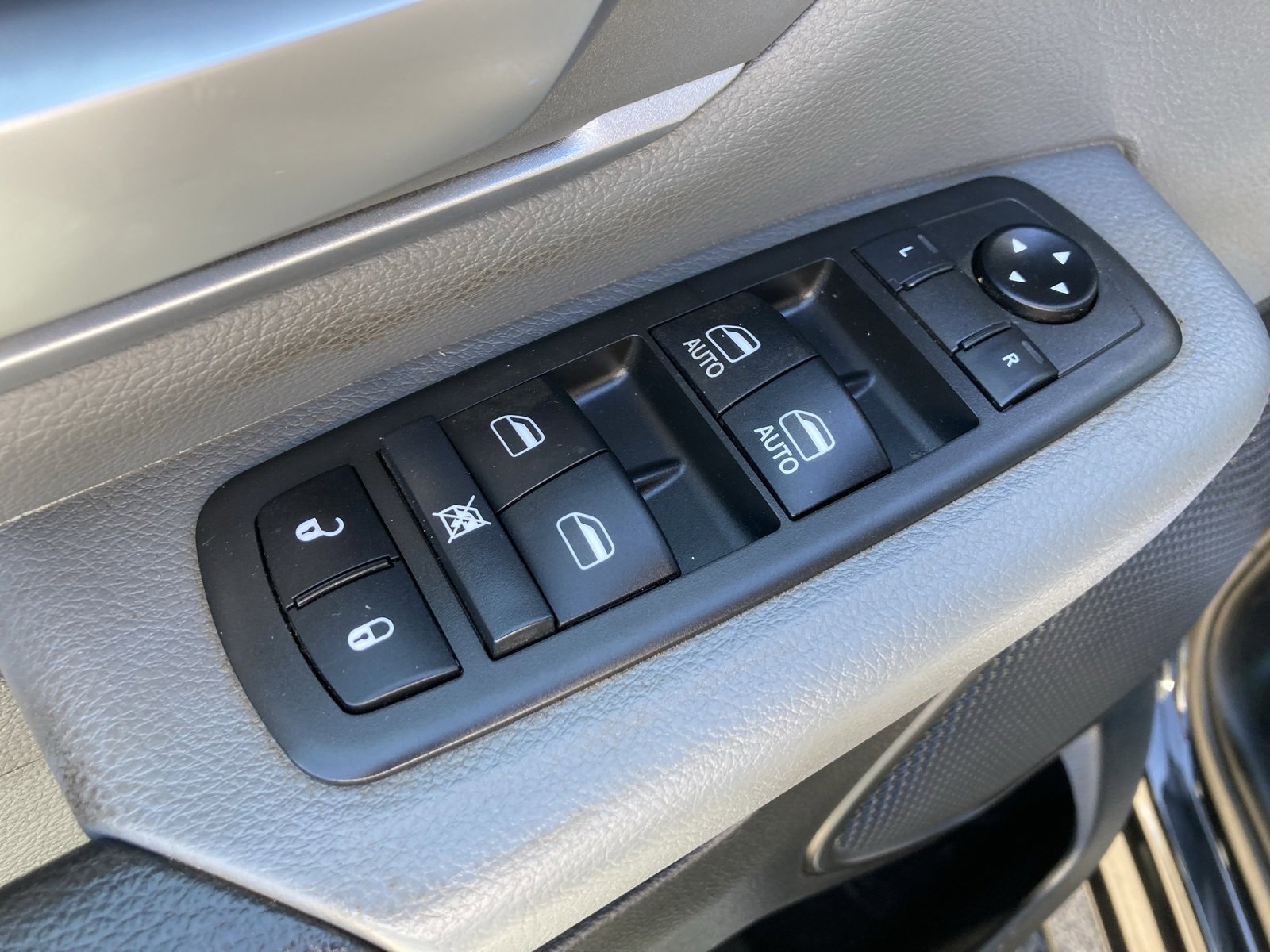 2021 Ram 1500 photo 11