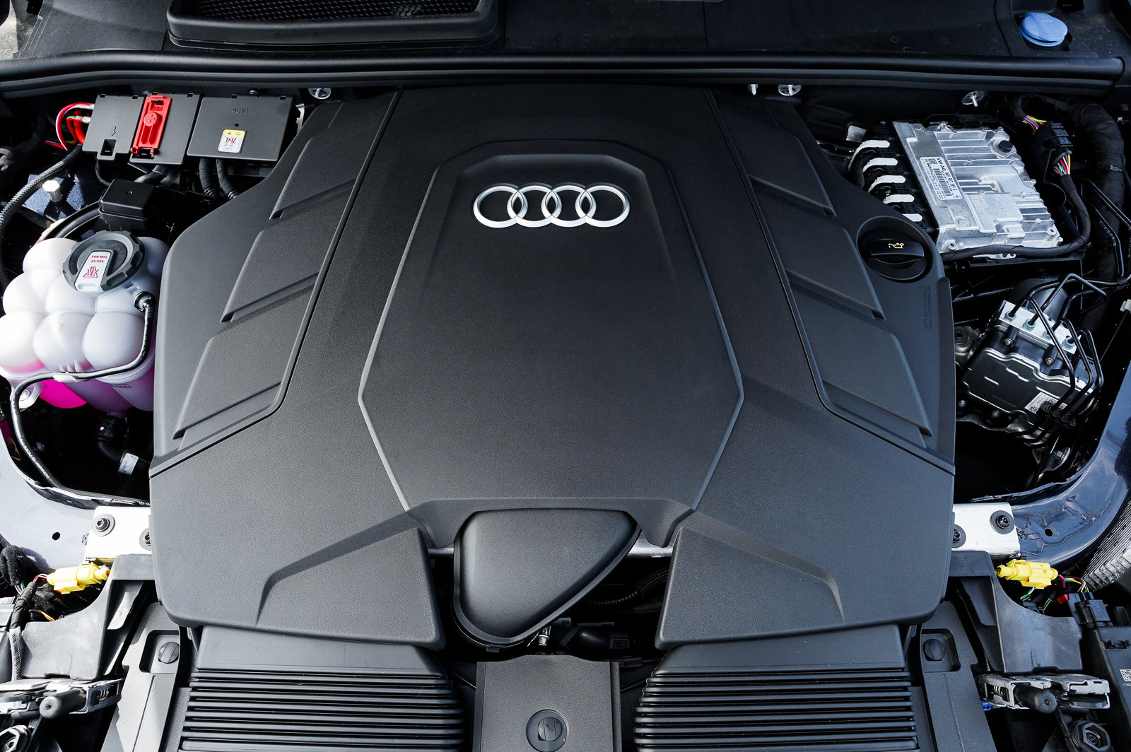 2025 Audi Q7 55 Premium Plus photo 28