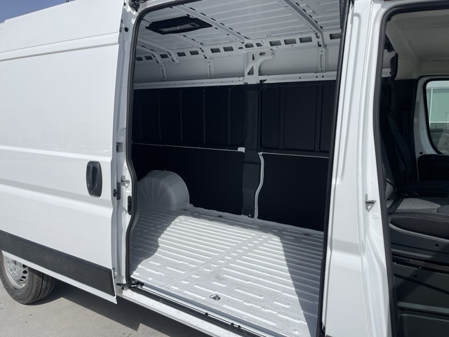 2025 Ram ProMaster 2500 photo 13