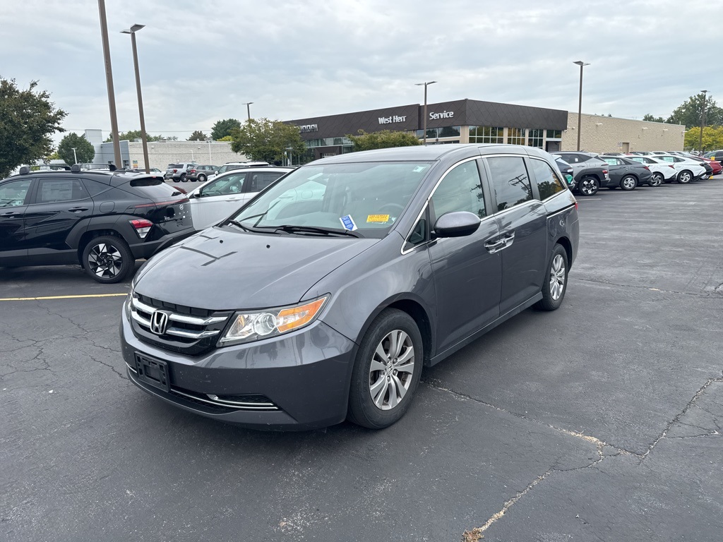 2017 Honda Odyssey SE photo 9