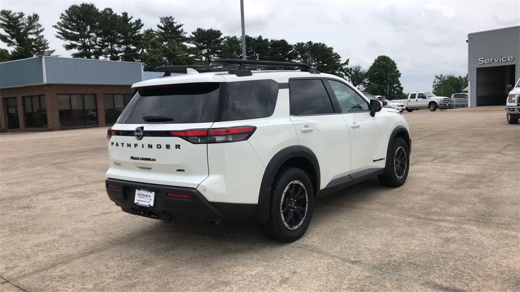 2023 Nissan Pathfinder Rock Creek photo 8
