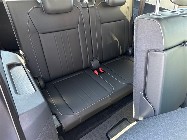 2023 Volkswagen Tiguan SE photo 19