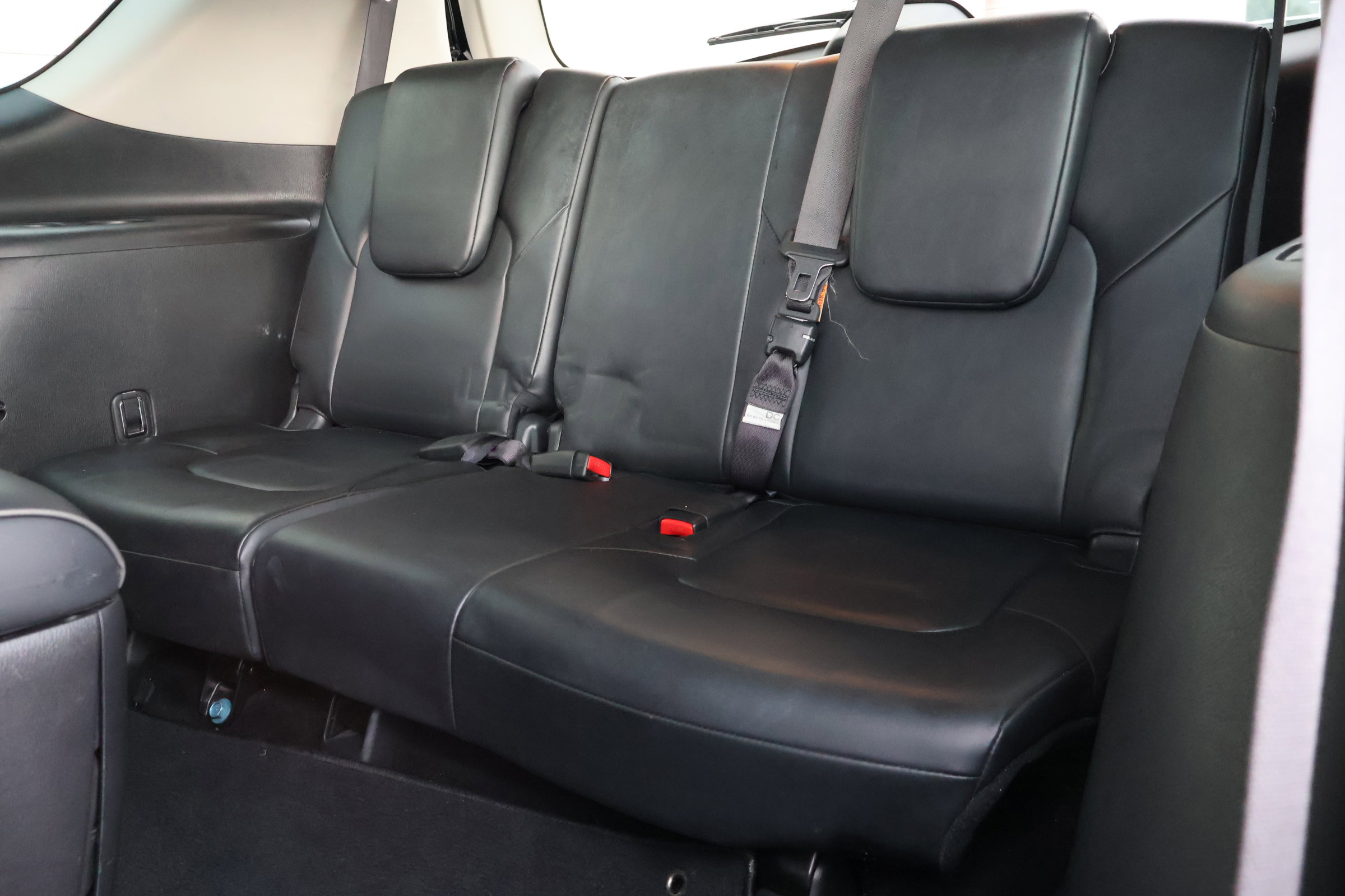 2022 Infiniti QX80 Luxe photo 15