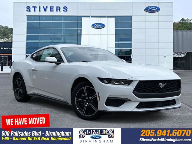 2025 Ford Mustang EcoBoost's photo