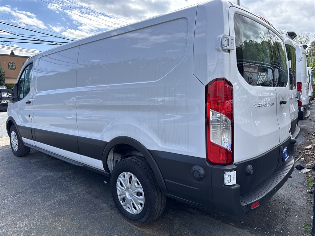 2024 Ford Transit Cargo Van photo 4