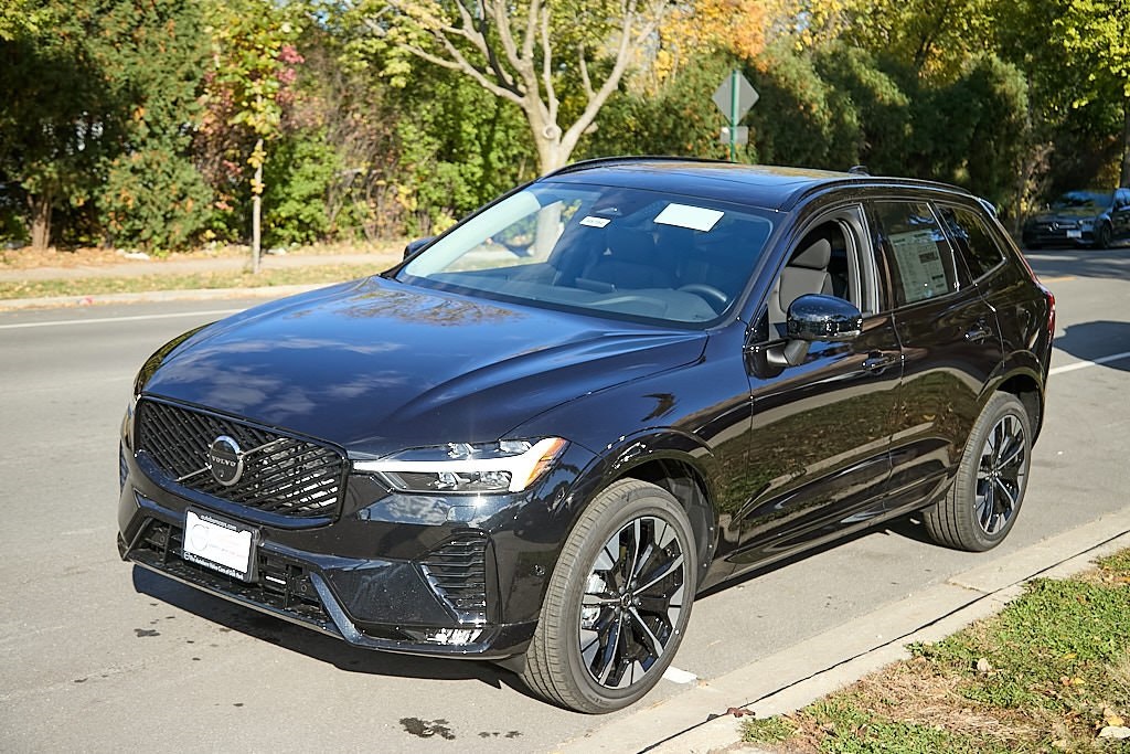 2026 VOLVO XC60 - Image 5