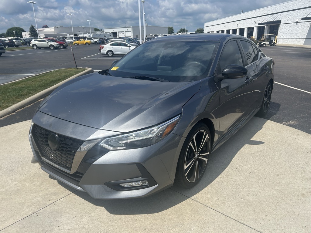 2023 Nissan Sentra SR photo 3