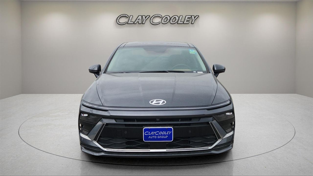 2025 Hyundai Sonata Hybrid Limited photo 7