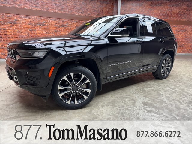2023 Jeep Grand Cherokee Overland's photo