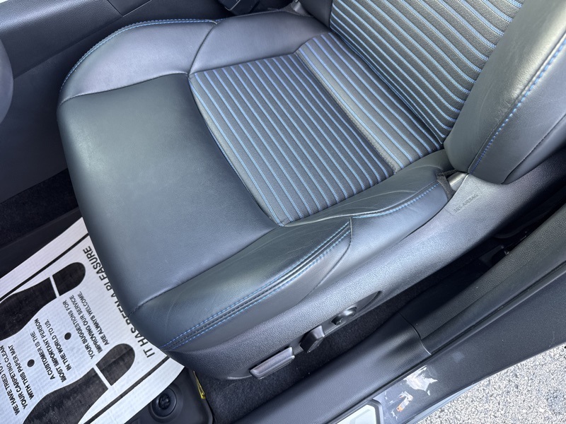 2023 Toyota RAV4 Hybrid XSE photo 19