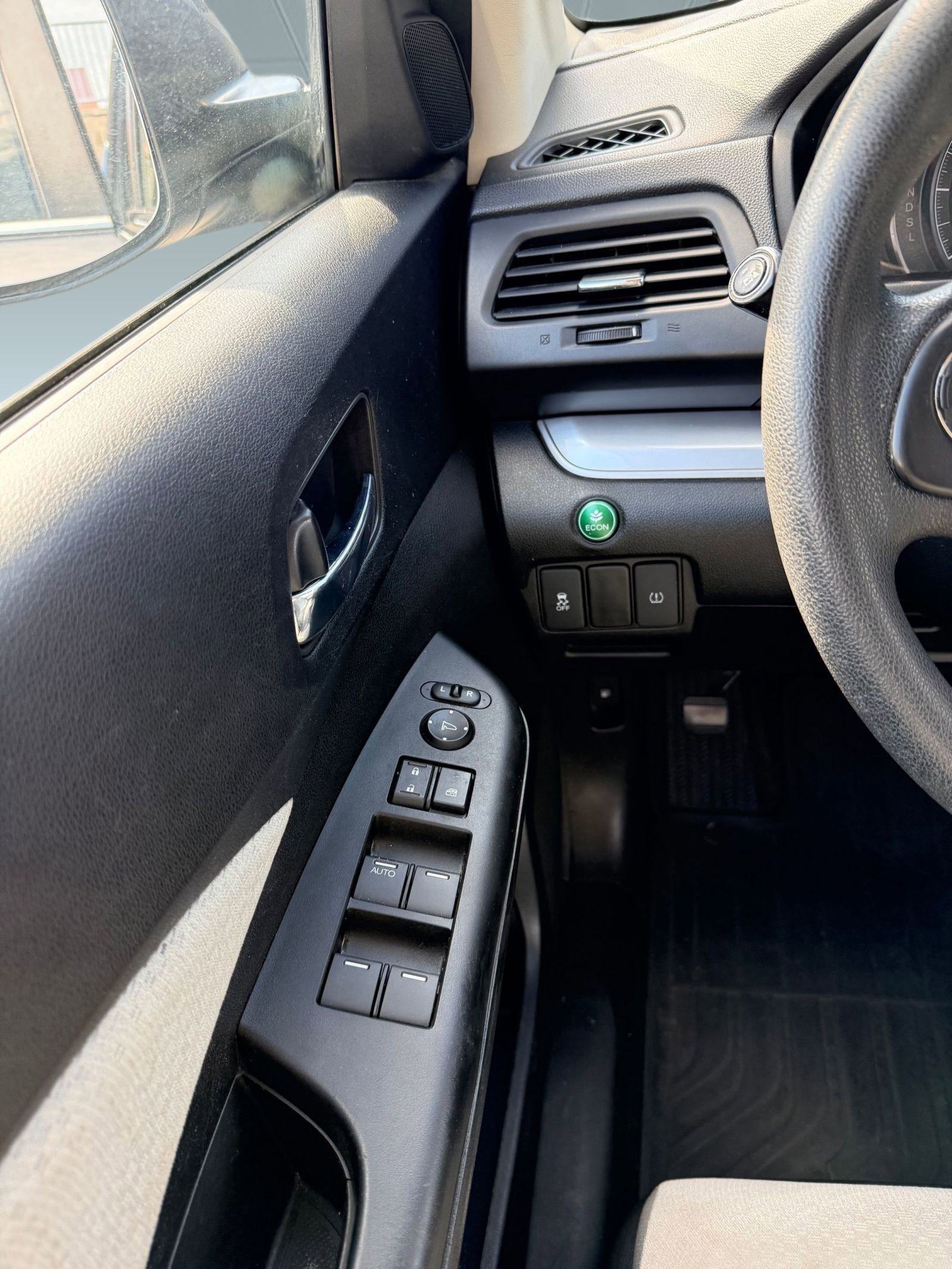 2015 Honda CR-V EX photo 25