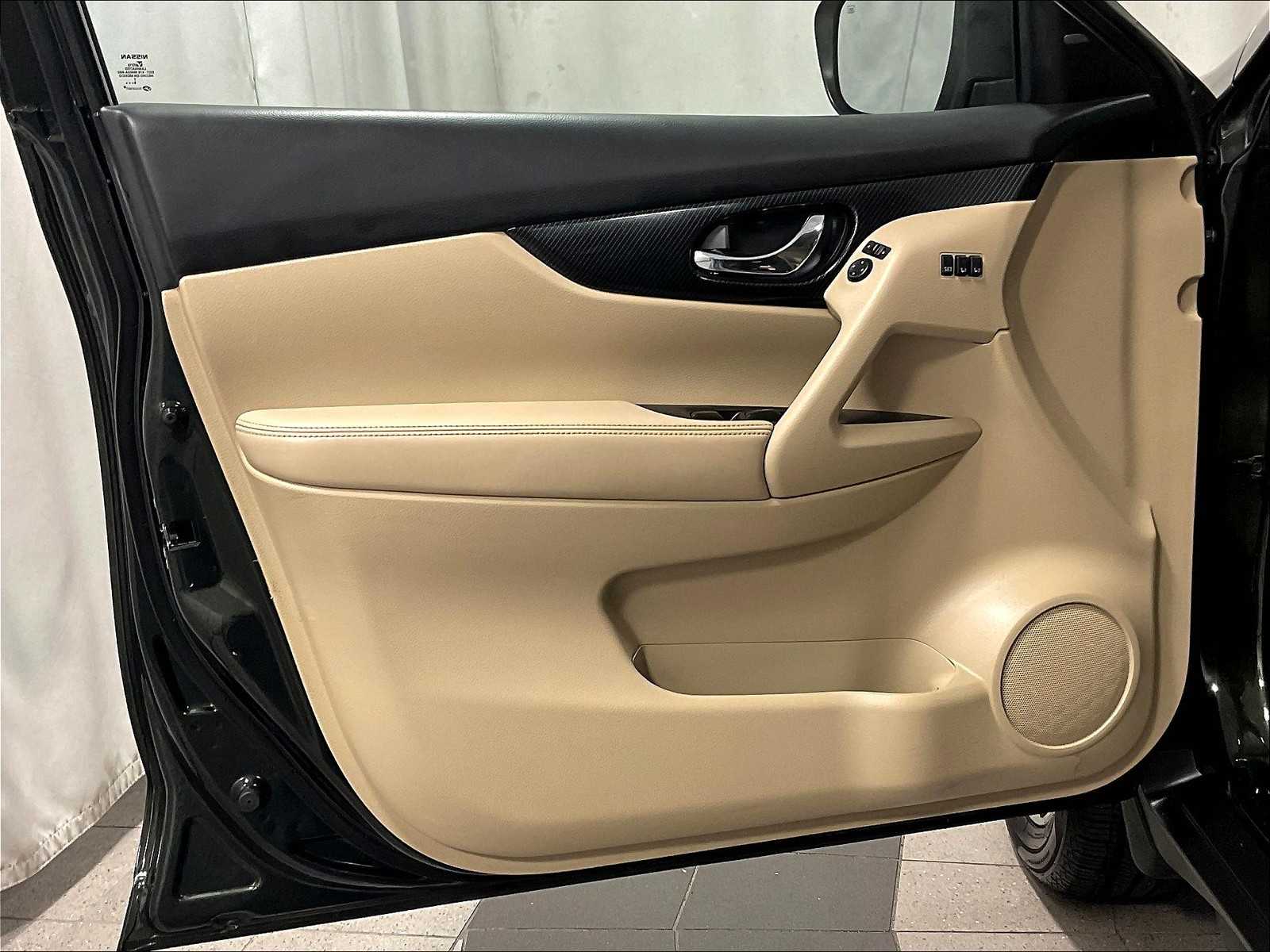2019 Nissan Rogue SL photo 8