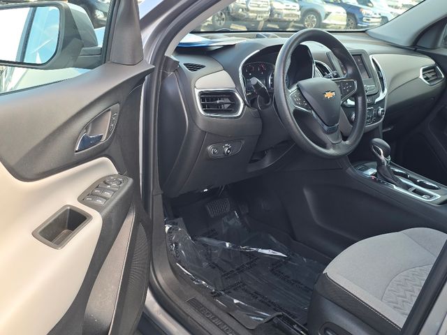 2023 Chevrolet Equinox LT photo 12